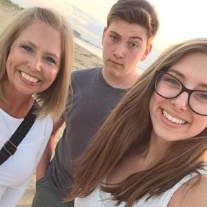 Meet your Posher, Christal